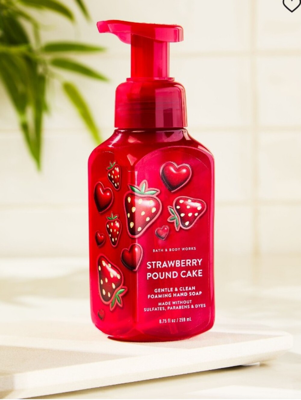 Bath & Body Works Strawberry Pound Cake Foaming Hand Soap - Red
